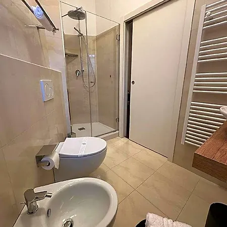 Da Gina 3*
